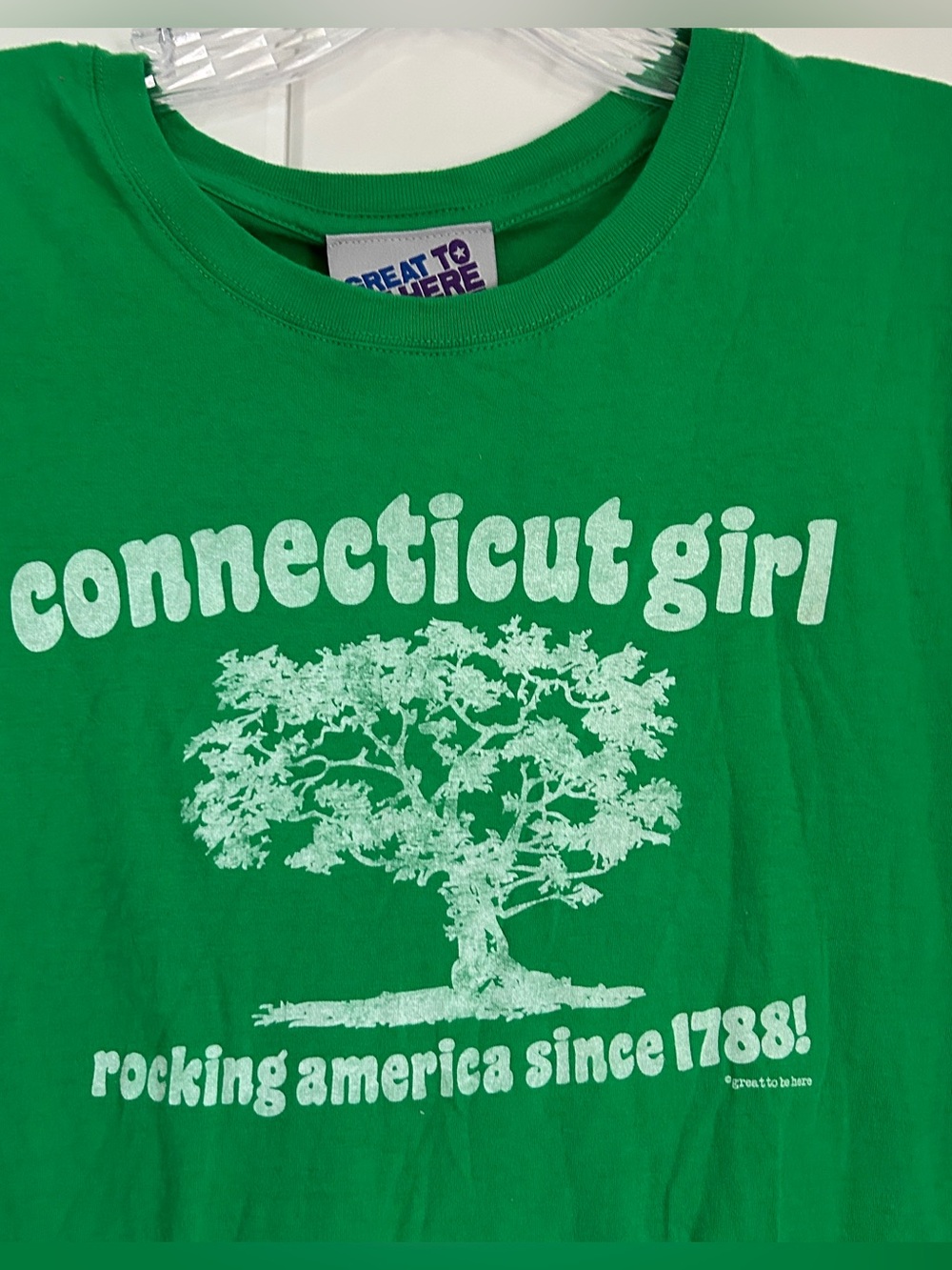 Connecticut Girl T-Shirt women’s L TOP Great To Be Here green tree graphic tee - Picture 2 of 15